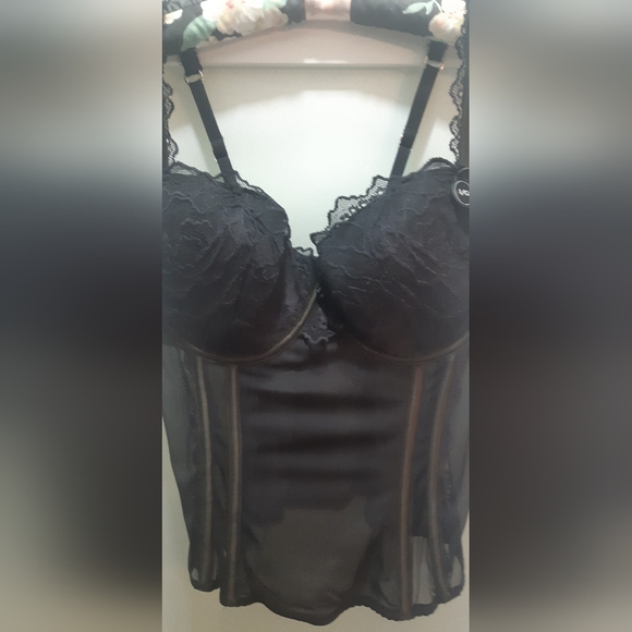 La SENZA Other - NWT Large La SENZA Black Lace Underwire Bustier